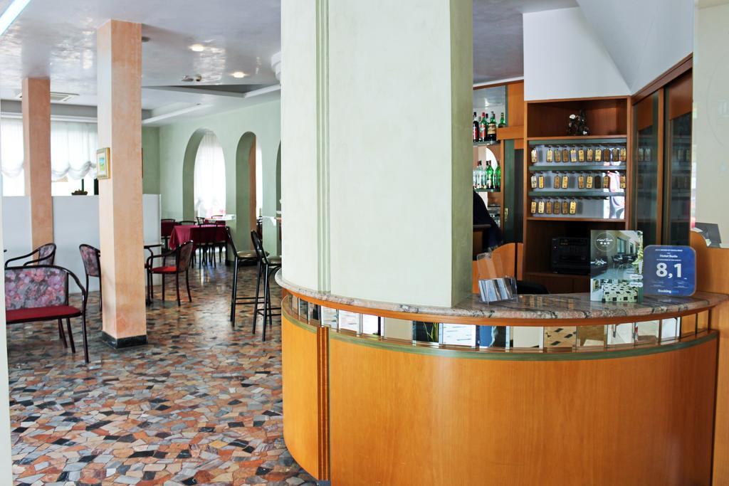 Hotel Buda Bellaria-Igea Marina Exterior photo